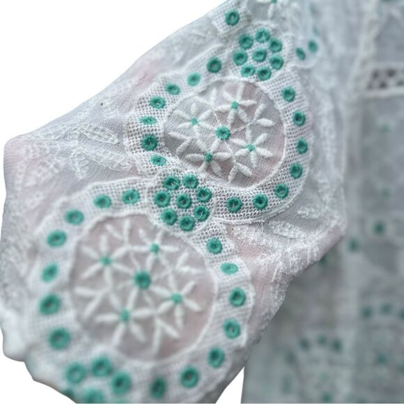 Floreat Anthropologie Cotton White Green Embroidered Fringe Tunic Blouse size 10 - Picture 5 of 9